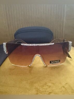 XOXO shield sunglasses brown plastic square frames Bling Beaded Rhinestone New